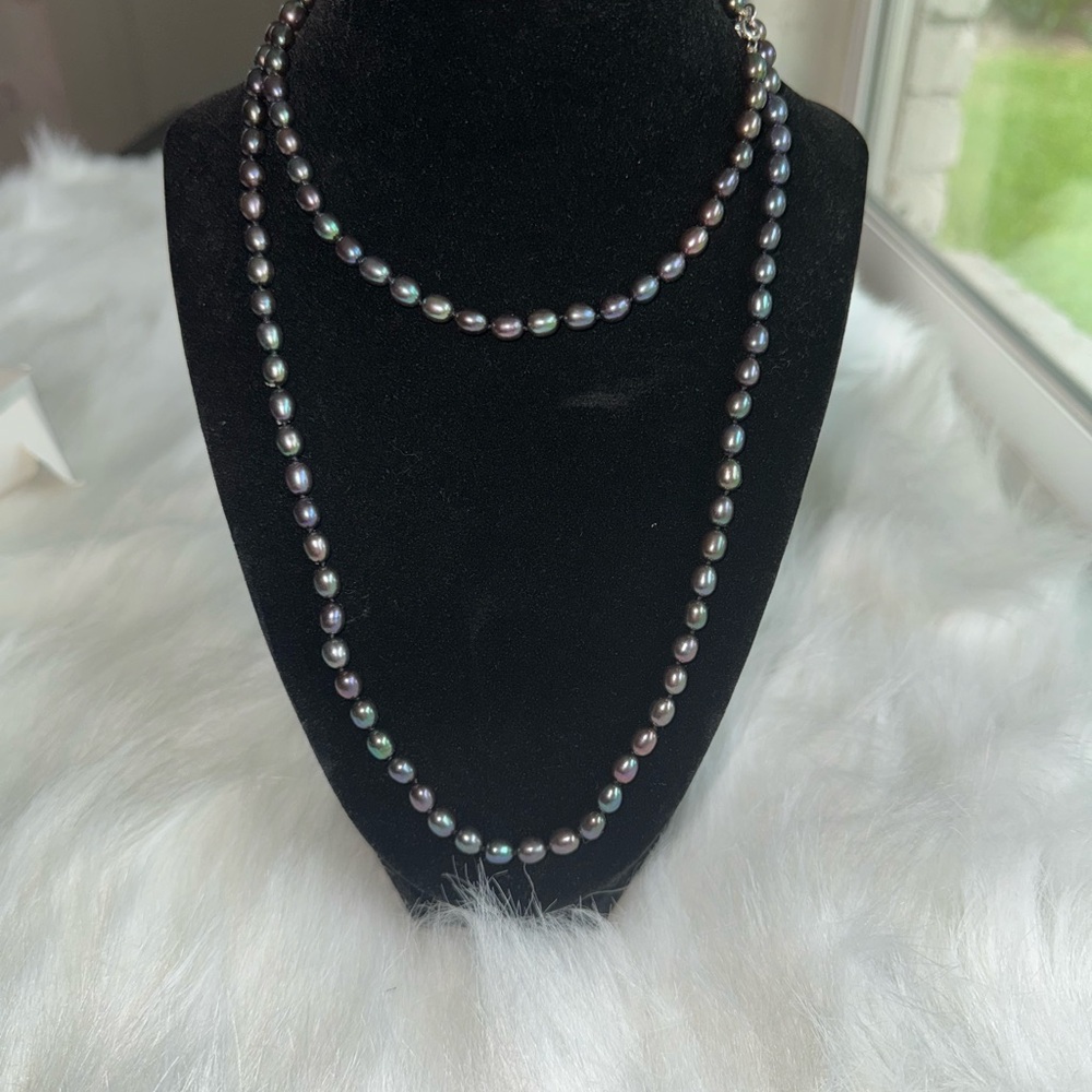 Elegant Multicolor Pearl Necklace